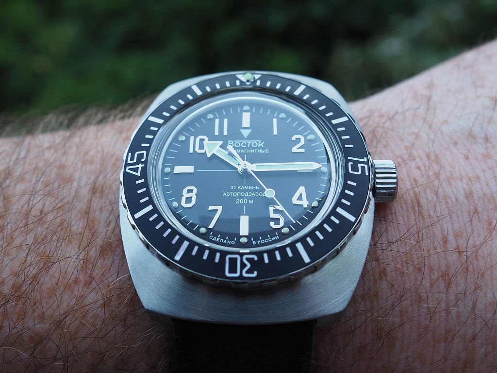 Vostok amphibia black on sale ministry